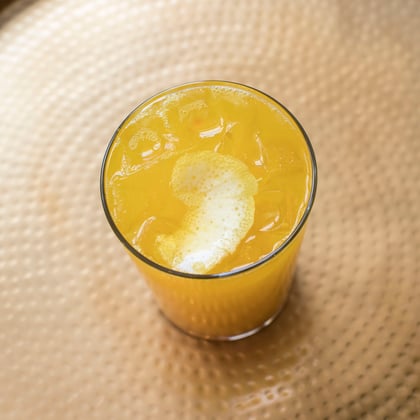 Turmeric Lemon Sparkler Recipe